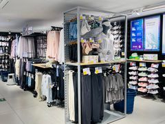 -迪卡侬(环球港店)
