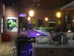 -三人行骨头王火锅(长寿店)