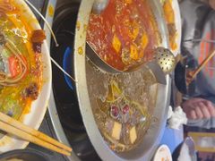 -沸炉重庆老火锅(军事博物馆店)