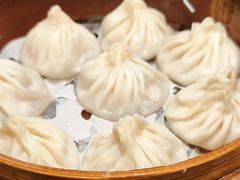 -莱莱小笼·乔艾