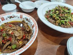-湖南人家湘菜馆(镇江路店)