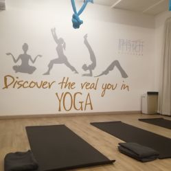 -静待花开瑜伽尊巴会馆