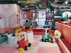 -星舰梦航(广百广场荔胜店)
