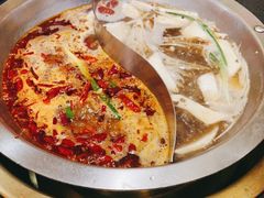 -沸炉重庆老火锅(军事博物馆店)