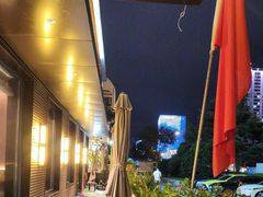 -五谷丰登农家院·地道胶东菜·海鲜烧烤(威海店)