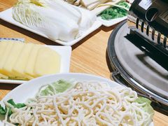 -茸梅路右拐龙虾-农家菜(松江店)