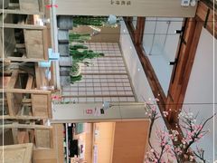 -蜜桃餐厅·伴山(湖滨商业街店)