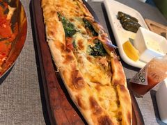 四季皮塔饼-Efes Turkish & Mediterranean Cuisine 艾菲斯餐厅(陆家嘴店)