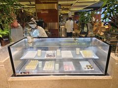 -大中华希尔顿酒店-念自助餐·嗨啤·小龙虾