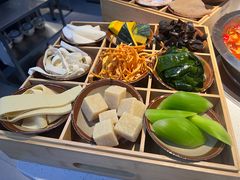 九宫格素菜-芈重山老火锅(广州首店)
