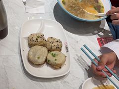 -小杨生煎(百联嘉定购物中心店)