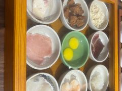 -良米山·云南野生菌过桥米线(上海首店)