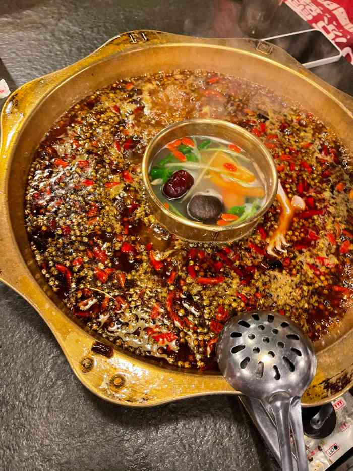 火凤凰重庆火锅东直门店