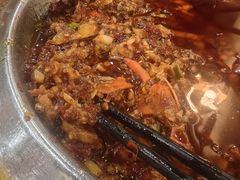 -凤凰路何眼镜香辣蟹(花果园店)
