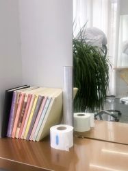 -茶发Salon·烫发染发理发