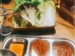 -青瓦炭韩潮烤肉(花园道店)