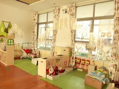 -英皇尤渡实验幼儿园