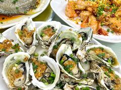 -红月湾海鲜饭店•沙滩海景(双月湾店)
