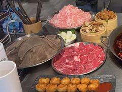 -鹿鸣山草本茶香火锅(园西路店)