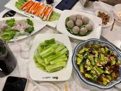 刀拍黄瓜-张大师鸭爪爪特色干锅(南湖店)