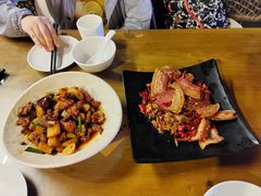 -隔壁老王·家常云南菜(花巷店)