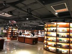 -新华书店(印象城店)