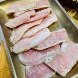 人均百元即可吃到巨大的战斧牛排