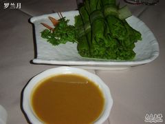 油麦菜-小巴辣子川湘菜餐厅(星游城店)
