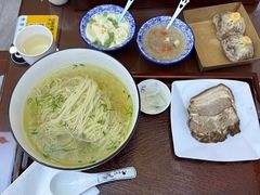 -百年老字号·观振兴蟹黄面·三虾面·苏式面(观前街富仁坊巷店)