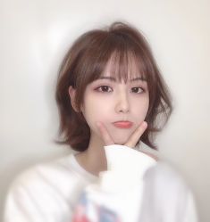 -BULB STUDIO 巴柏明星发型工作室