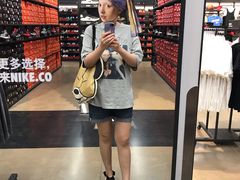 -王府井奥莱临潼小镇(临潼店)