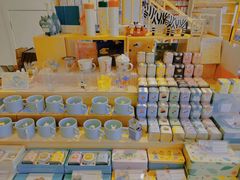 -猫的天空之城概念书店(丽江古城饮玉巷店)