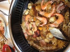 烤好的海鲜大杂烩-花炎坊