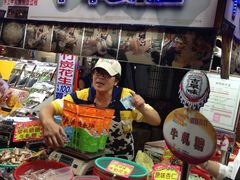 -六合夜市