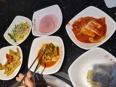 -木槿花韩式炭烤·熟成肉工坊(孙文东路店)