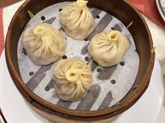 蟹粉小笼-梅龙镇酒家(南京西路总店)