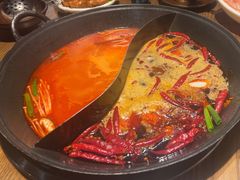 -巴卤社老火锅(财富店)