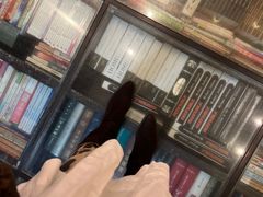 -钟书阁(松江泰晤士小镇店)