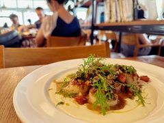 -ROAST coffee & eatery