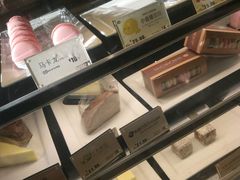 面包甜点陈列柜-麦当劳(山大路店)