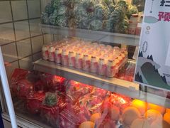 零售区-沪上阿姨·精选茶饮(万新村店)