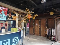 -暴风岛沉浸式体验馆(百联世纪店)