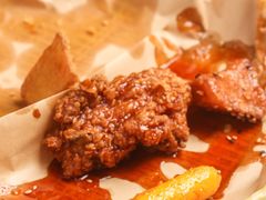 炸鸡翅一半一半-富乐满韩国正宗炸鸡韩国料理(虹泉路店)