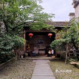 私塾旁边就是大家族的厨房，灶台就好几个