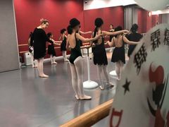 -舞霖精灵国际舞蹈教育中心(华创生活广场店)