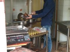 -梅记大块头爆鱼店(乍浦路店)