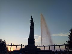 -人民防洪胜利纪念塔