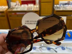 -优医视平价眼镜蔡司依视路折扣工厂店(十里堡店)