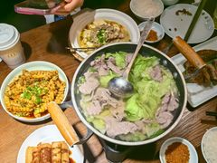 -全牛匠·乐山跷脚牛肉(西单华威约饭街店)