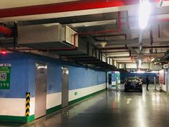 -宝龙城市广场1期-地下停车场